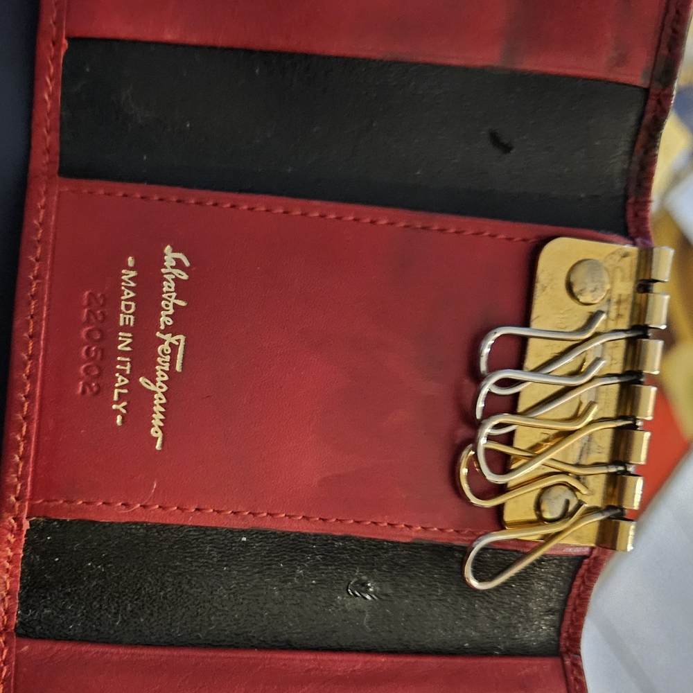 Authentic Ferragamo Red Wallet - Picture 7 of 8